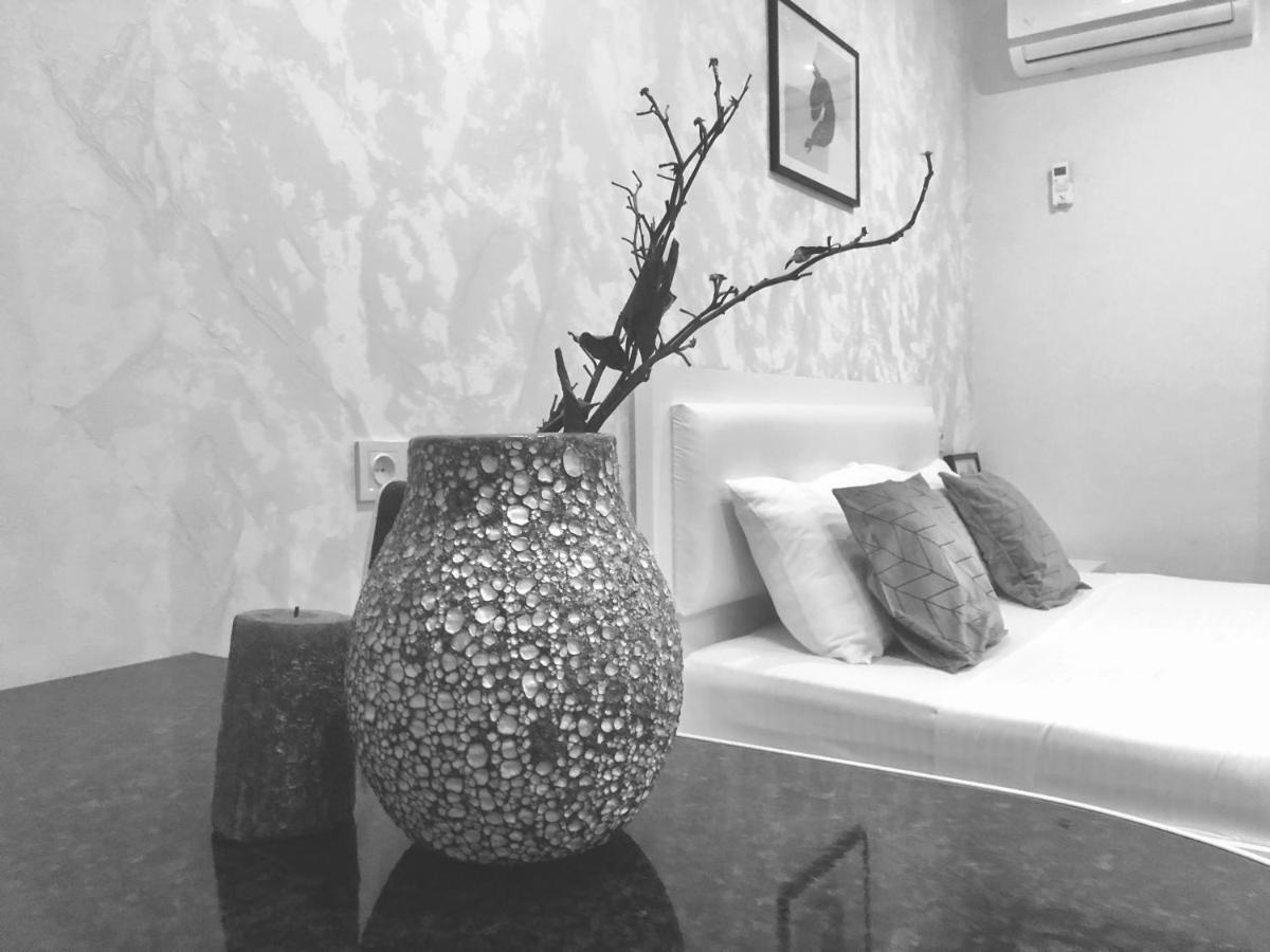 The Blue Perl 3 Apartment Батуми Екстериор снимка